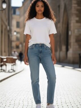 Lucky Brand Light Blue Straight Leg Mid Rise Jeans